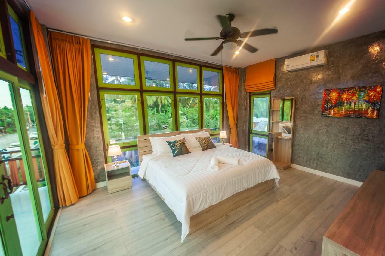 Tonmai Suites Ko Lanta Exterior foto