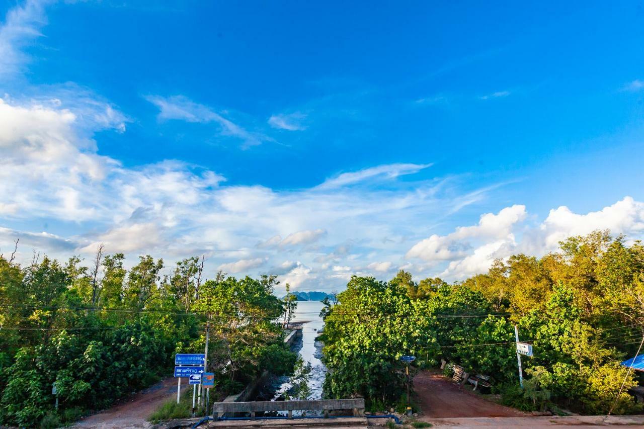 Tonmai Suites Ko Lanta Exterior foto