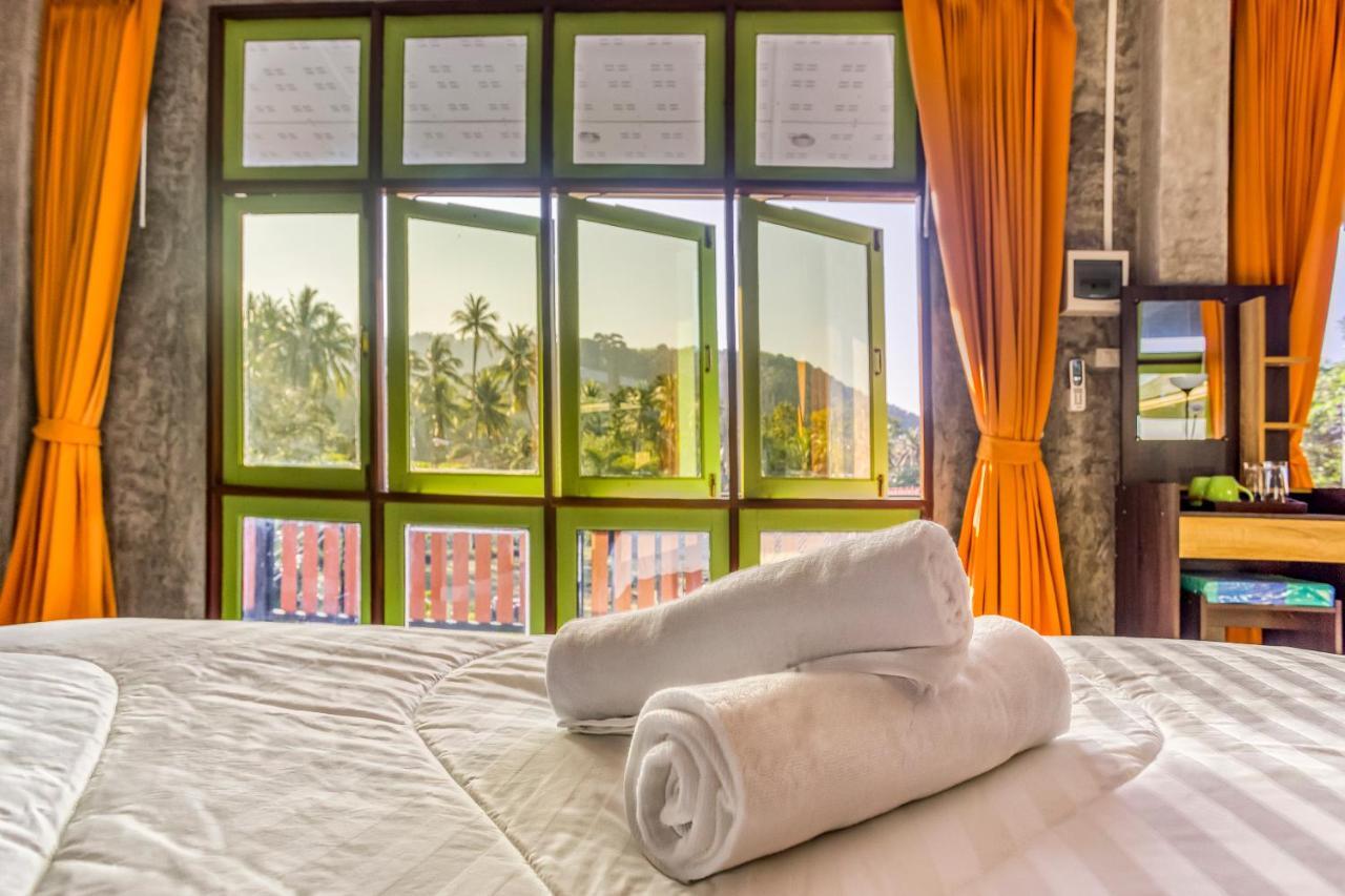 Tonmai Suites Ko Lanta Exterior foto